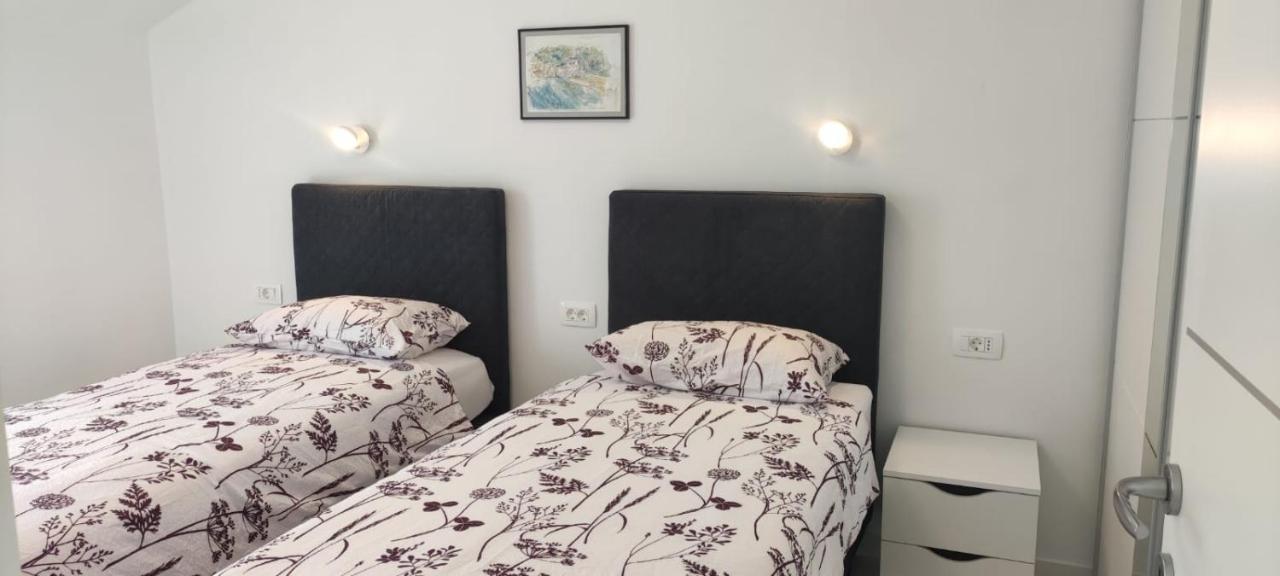 Apartments Inbox كوسترينا المظهر الخارجي الصورة